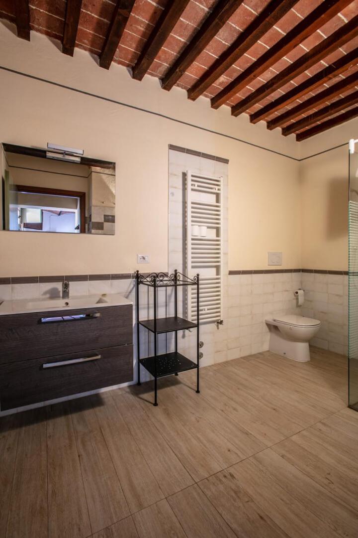 Fattoria Di Colleoli Guest House Exterior photo